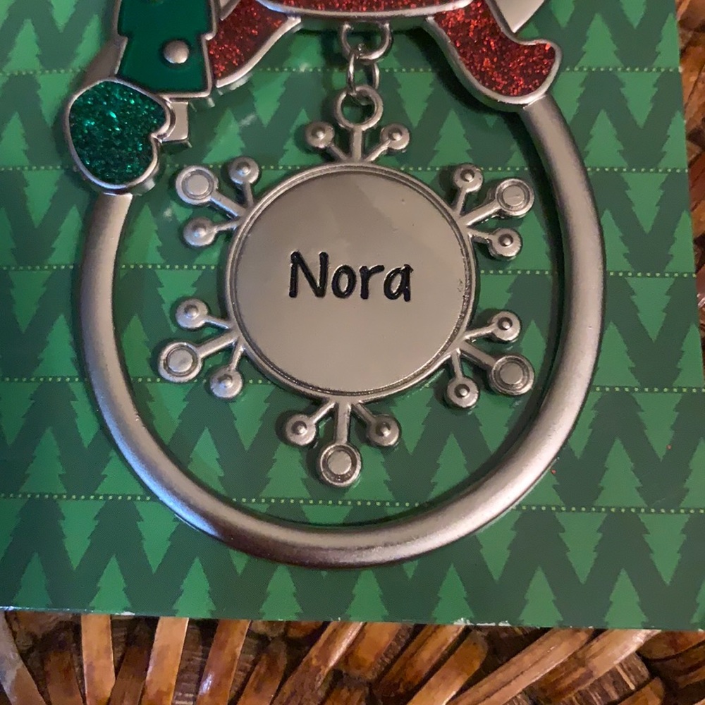 🌸 $3 if bundled NORA Engraved Collectible Snowman Christmas Ornament GANTZ NWT - Picture 2 of 7